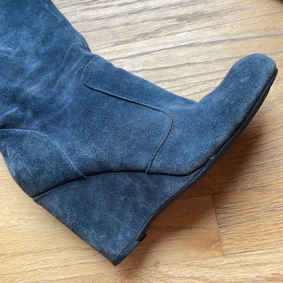 Born suede wedge heel boots. - Picture 9 of 11